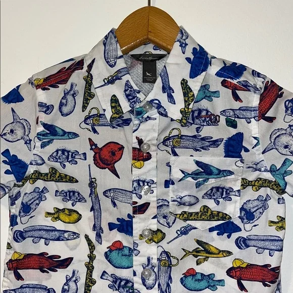 EDDIE BAUER NWOT Toddler Boys 4 Fish Button Down Short Sleeve Fishing - Picture 2 of 5